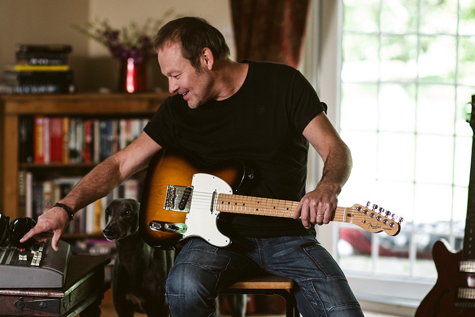 Nick Van Eede : cutting crew